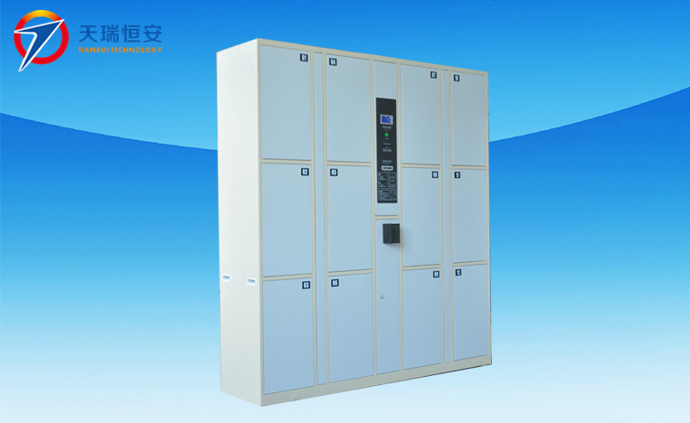 電子更衣柜